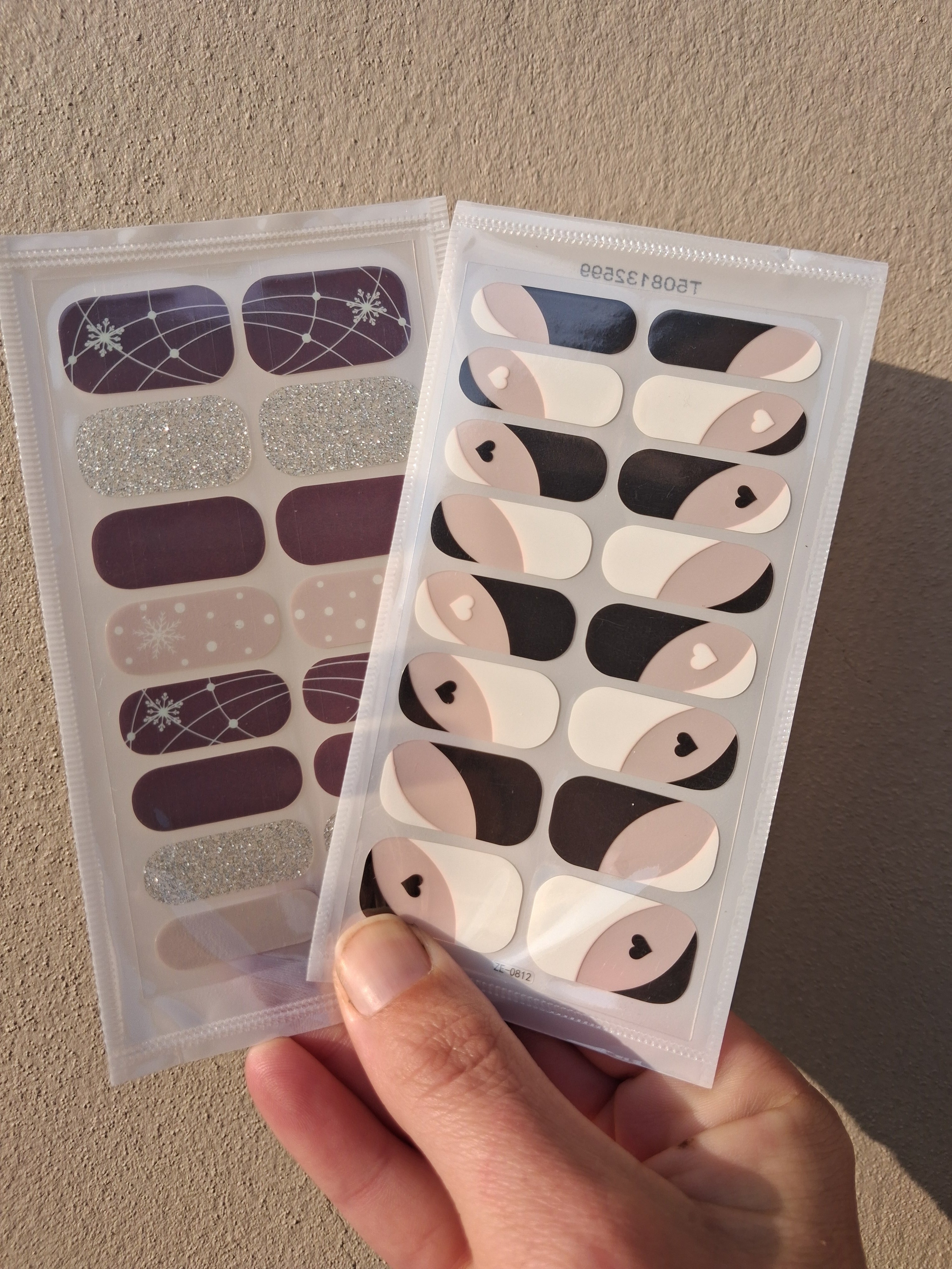 HEART WIZZ NAIL WRAPS (these 2 sets for R120)