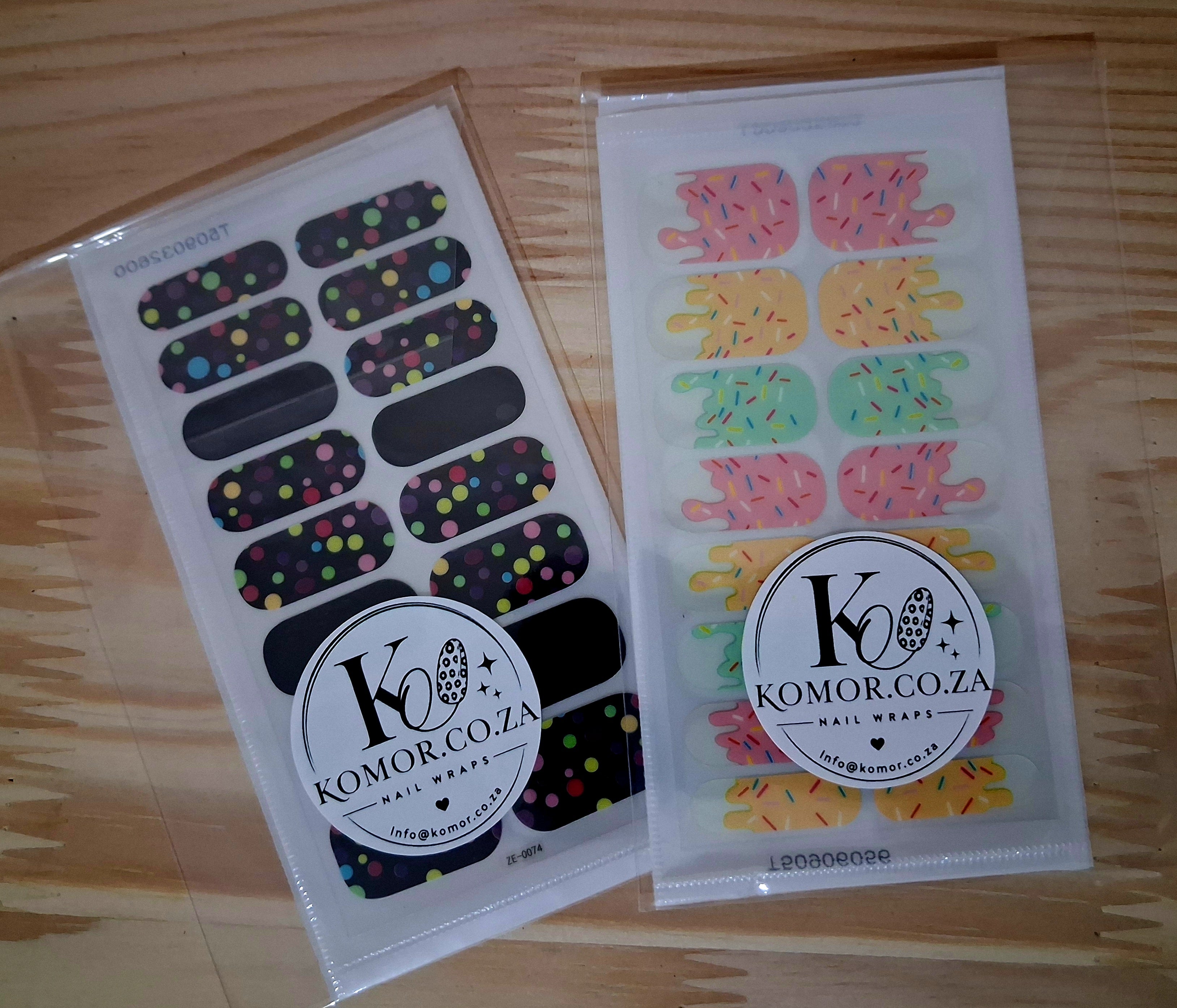 SPLASH NAIL WRAPS ( these 2 sets for R120)