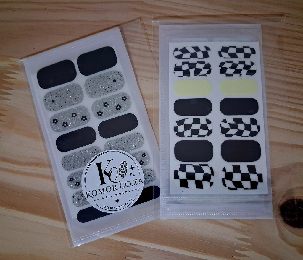 RACER NAIL WRAPS (these 2 sets for R120)